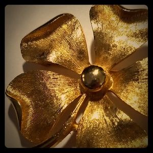 Vintage Sarah Coventry Brooch